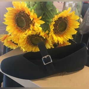 🖤New🖤Steve Maddens Black Mary Jane Flats🖤C